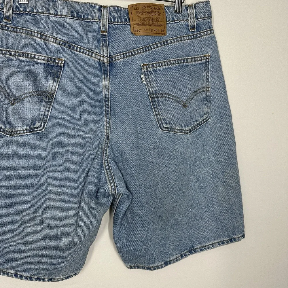 Levis White Tab 550 Relaxed Y2K Shorts Size 38 USA Baggy 90s Denim Jean Jorts